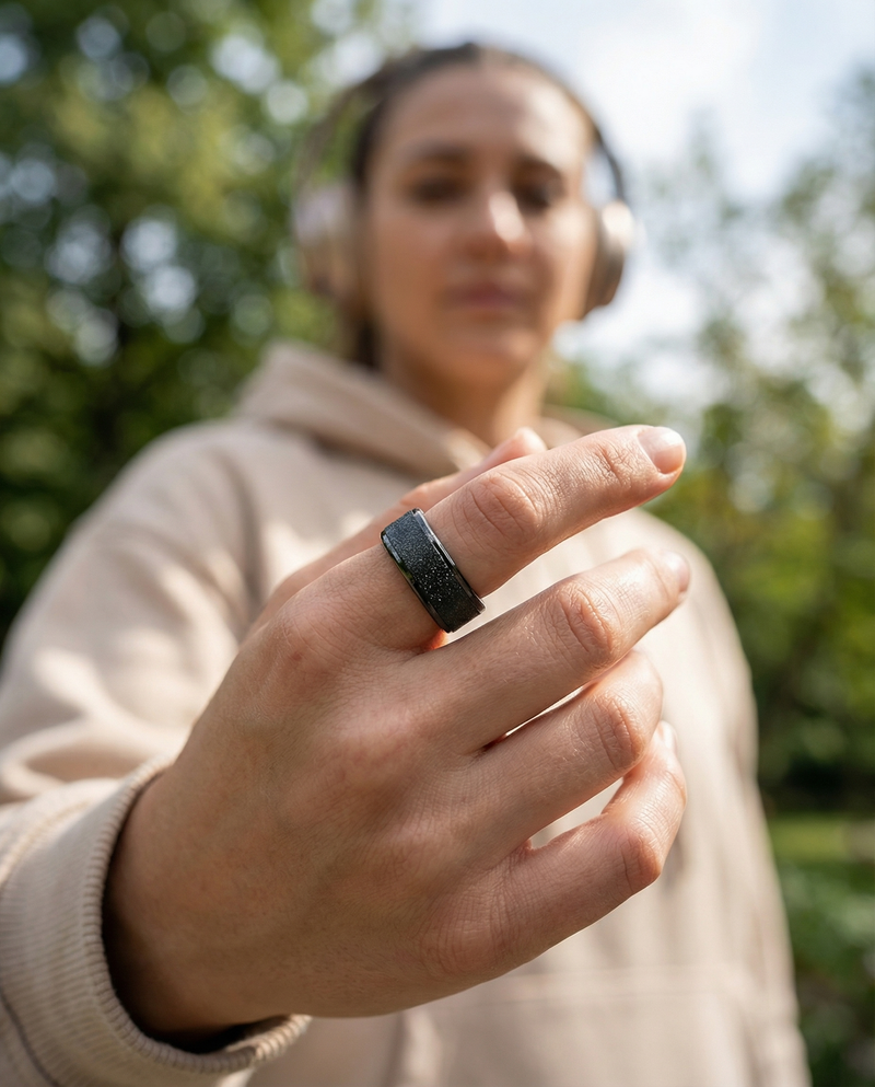 lifestyle-Frosted Black